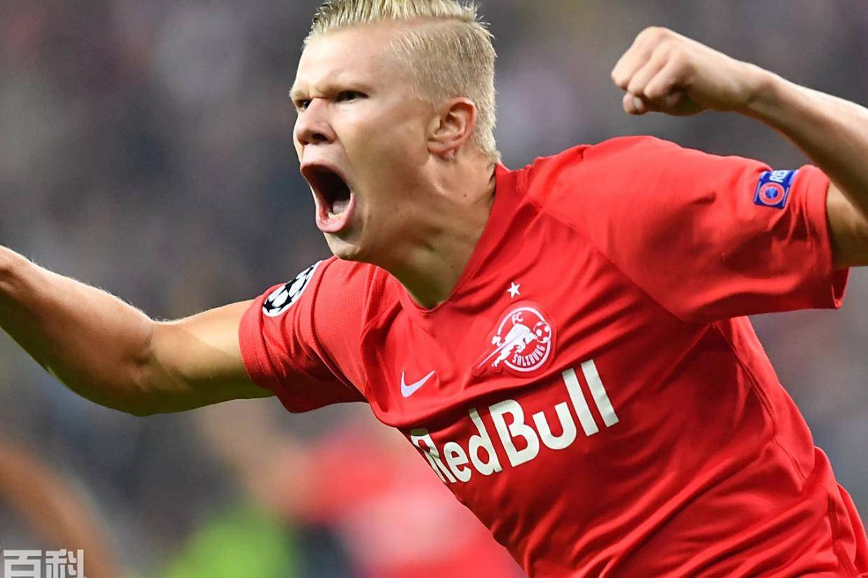 打强队隐形不敢罚点球！英超射手王哈兰德为何老掉链子？